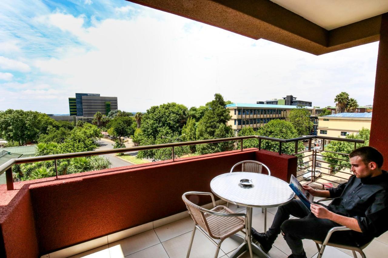 The Nicol Hotel And Apartments Johannesburg Exterior foto